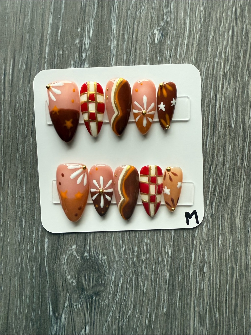 Stylish Floral & Check Press-On Nails in Peach and Brown